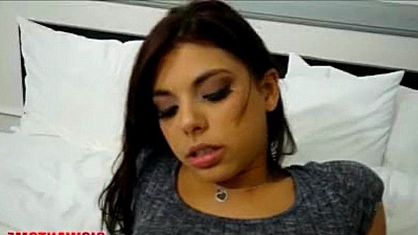 Сестра поможет члену брата избавиться от спермы