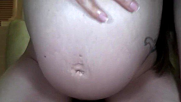 Беременная жена готова ебаться в разных позах