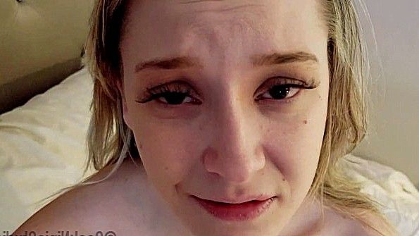 Сын поднял настроение матери с помощью траха