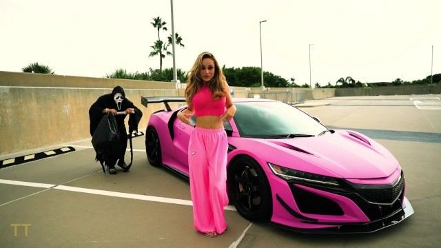 Русская красавица попала в секс-ужастик