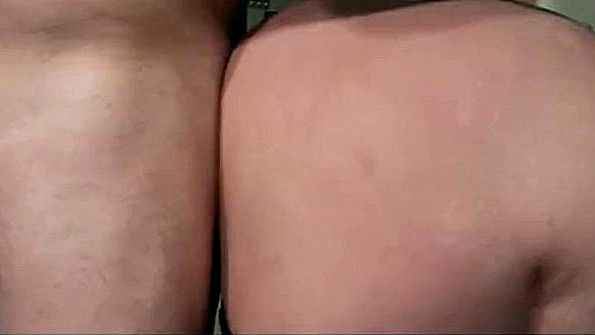 Толстая баба согласилась раздеться и потрахаться